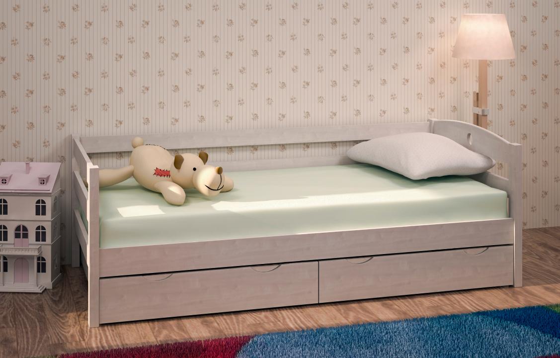 детская кровать с бортиком и выдвижными ящиками из массива
